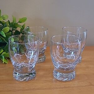 SMALL CLEAR GLASS TUMBLER Swirl Detail Whisky Shot Glasses, Set of 4